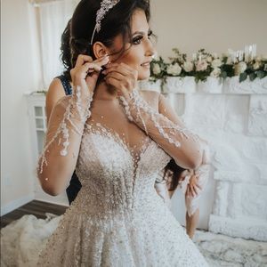 Bridal gown